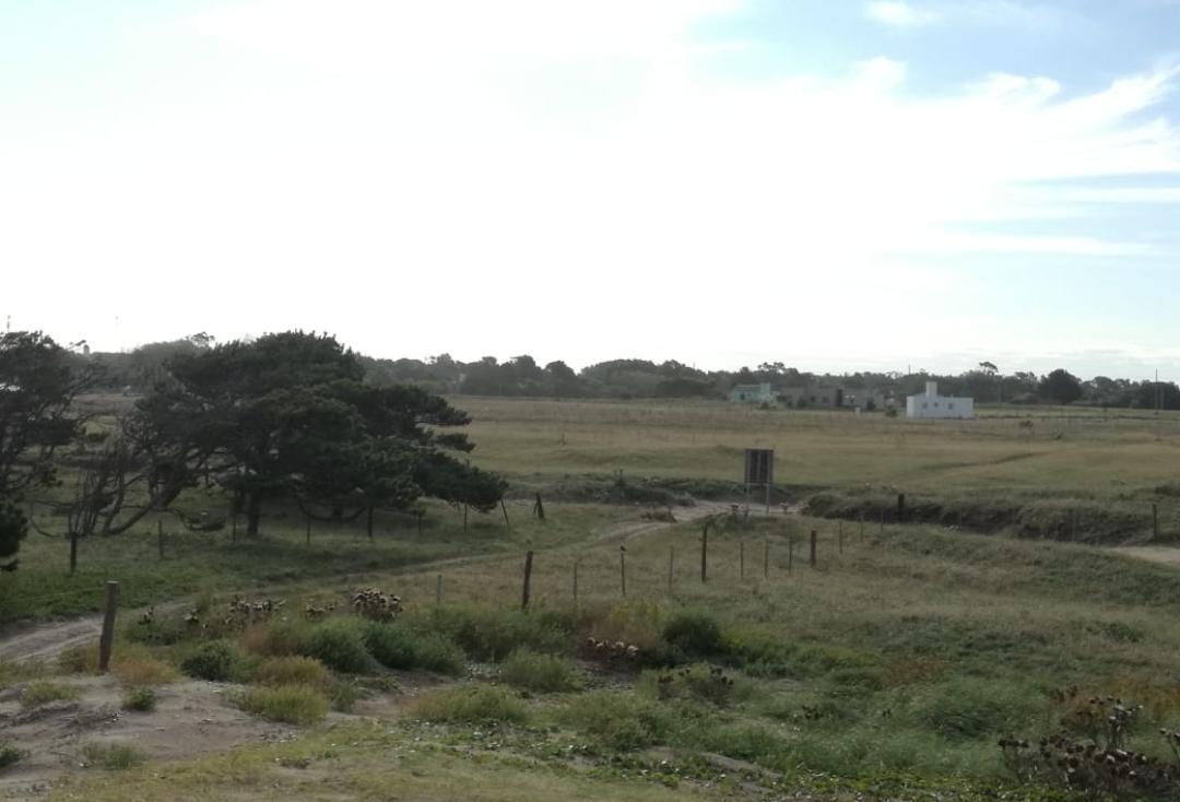 Excelente Lote a m de La Playa con Planos Aprobados. 1