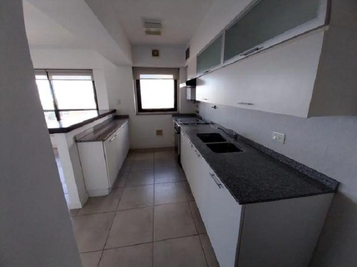 Semipiso 4 amb. Playa Grande vista al mar ALQUILER o VENTA 3