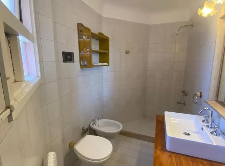 Casa en  alquiler 6 ambientes 4
