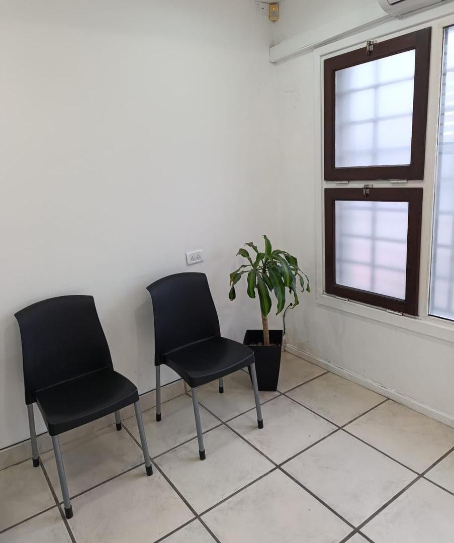Foto de Local en alquiler apto uso profesional o comercial., imagen 1