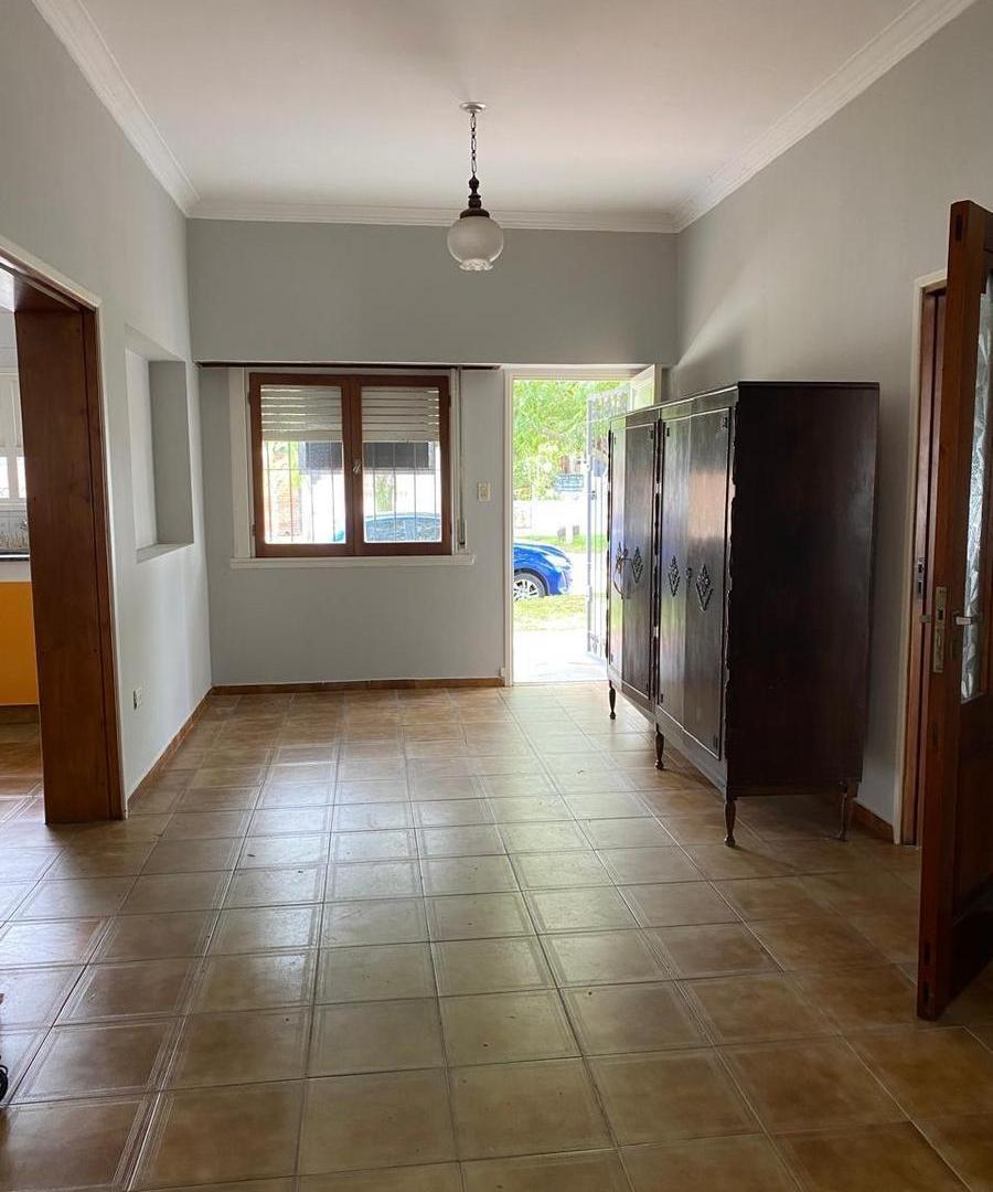 Foto de Casa de 4 ambientes en dos plantas. Barrio El Martillo, imagen 3