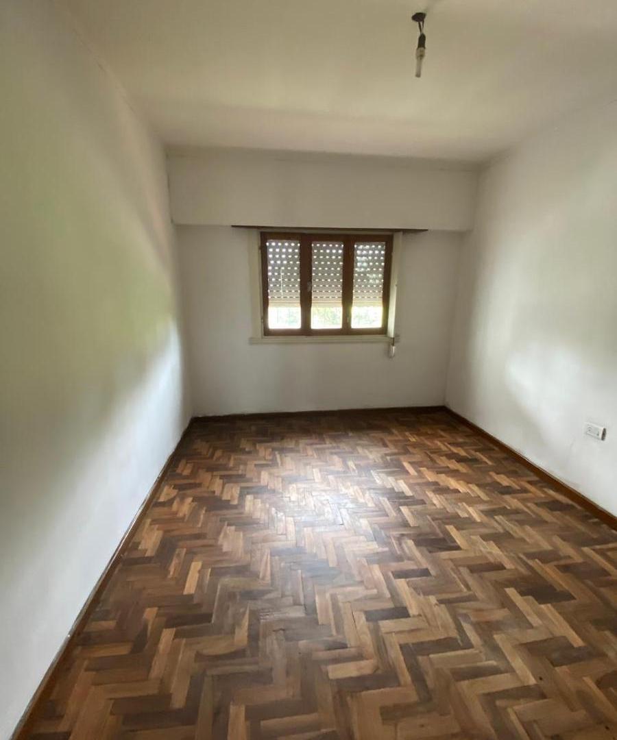 Foto de Casa de 4 ambientes en dos plantas. Barrio El Martillo, imagen 2