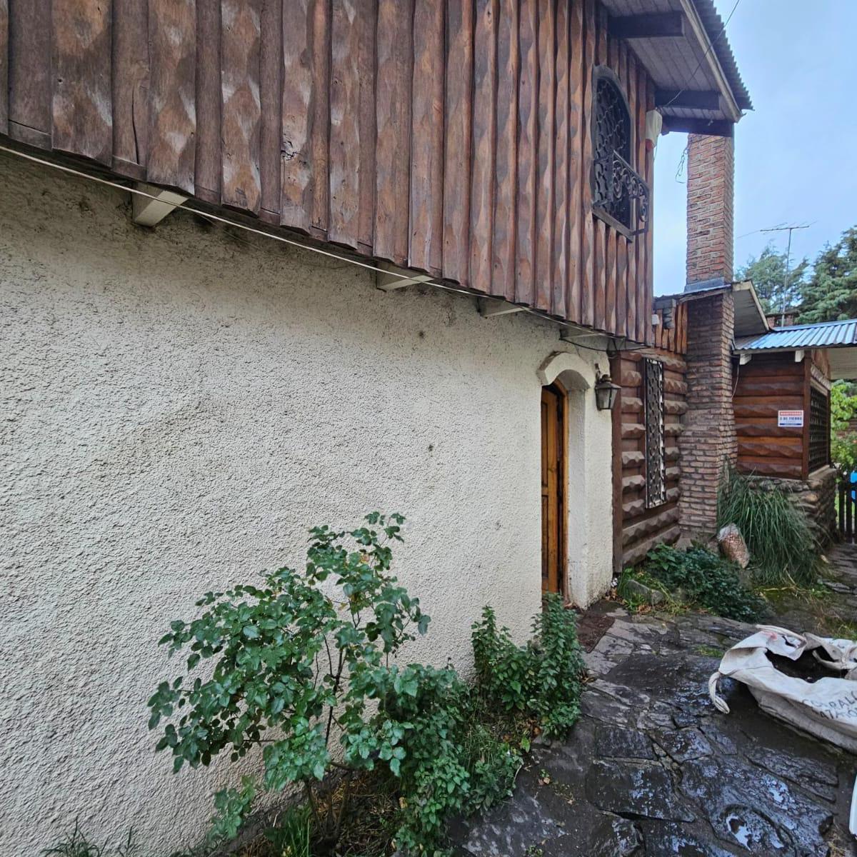 Terreno con Casa en Venta en Centro de San Martin de Los Andes 5