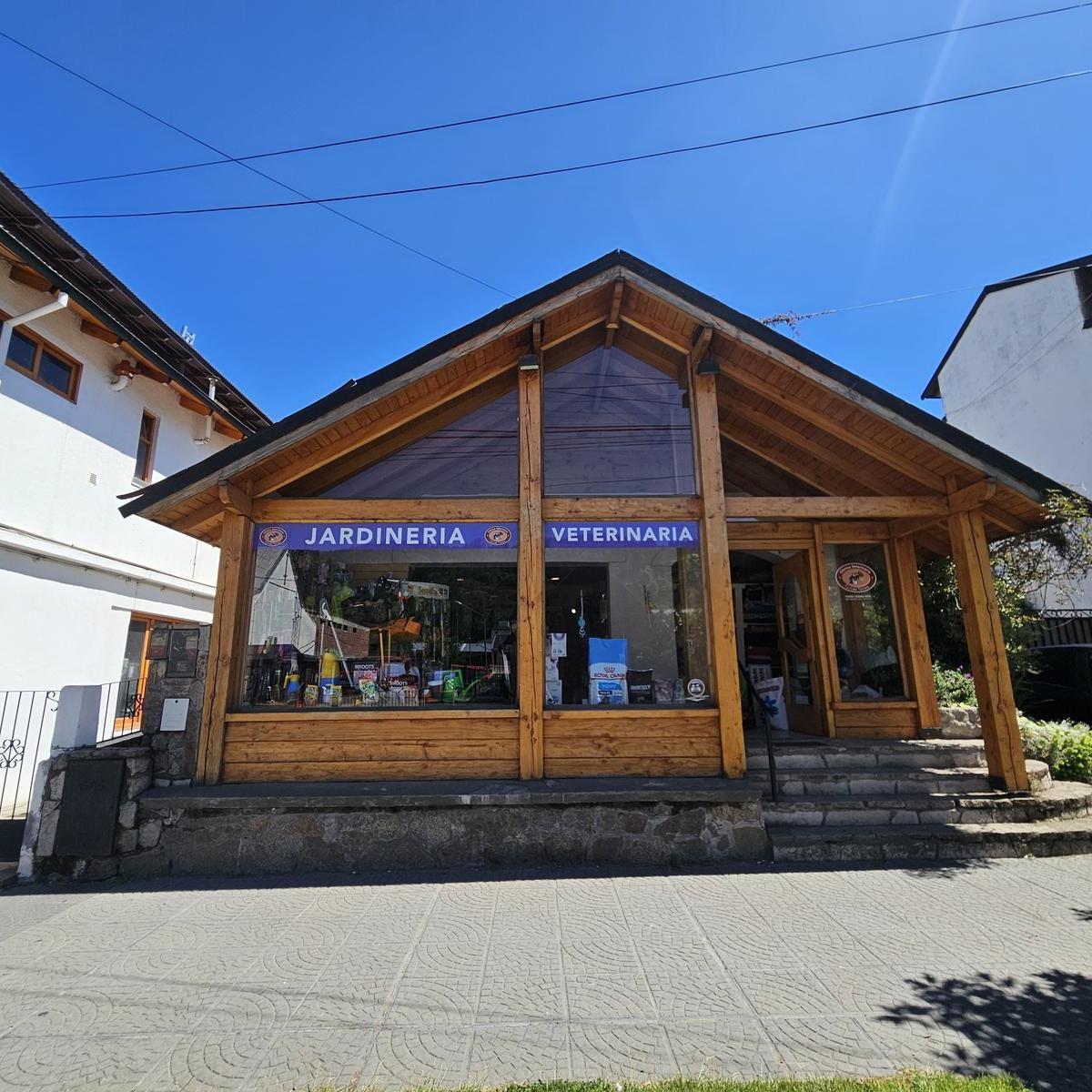 Fondo de Comercio de Veterinaria en Venta en San Martin de Los Andes 1