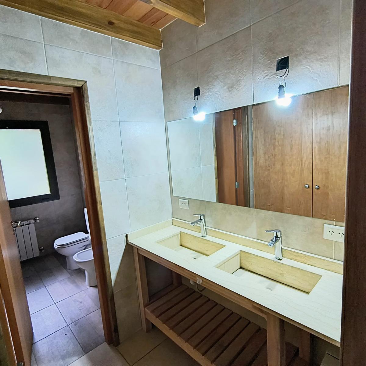 Casa en Venta en Hermoso Barrio Ruca Hue 4