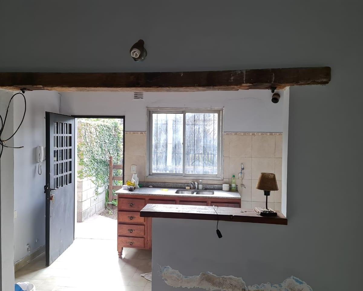Venta PH 2 Ambientes Amplios con Cochera Techada 3
