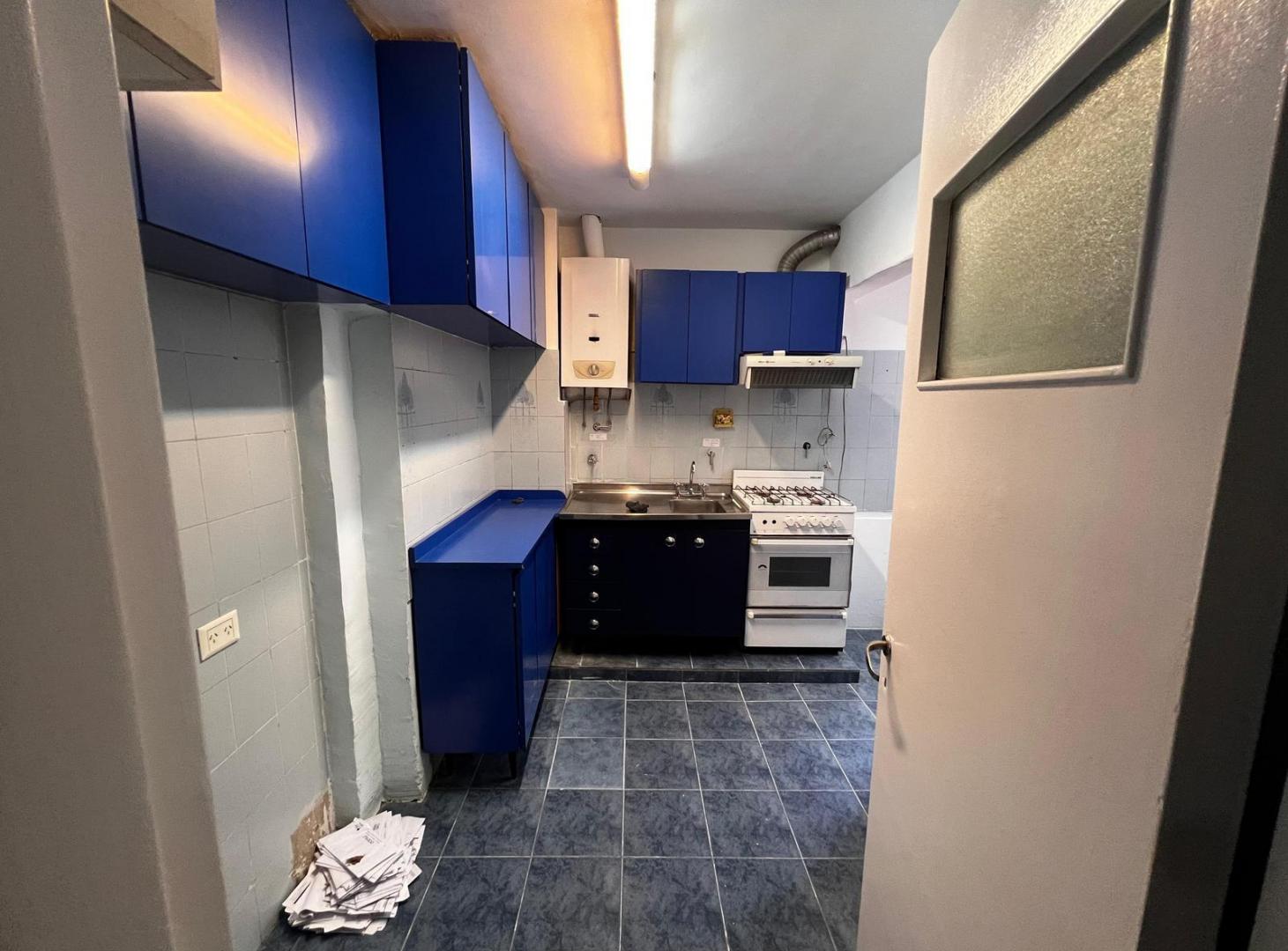 Foto de Alquiler · 3 ambientes con balcón y expensas bajas · San Telmo, imagen 3