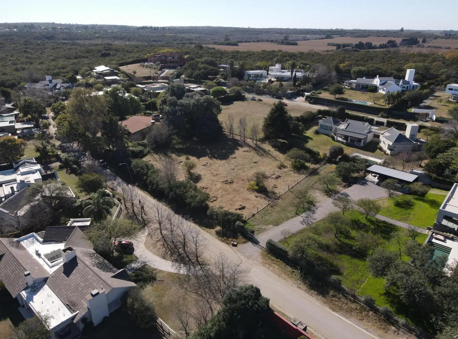 Terreno en venta Villa Allende Golf. Escritura con servicios. 8