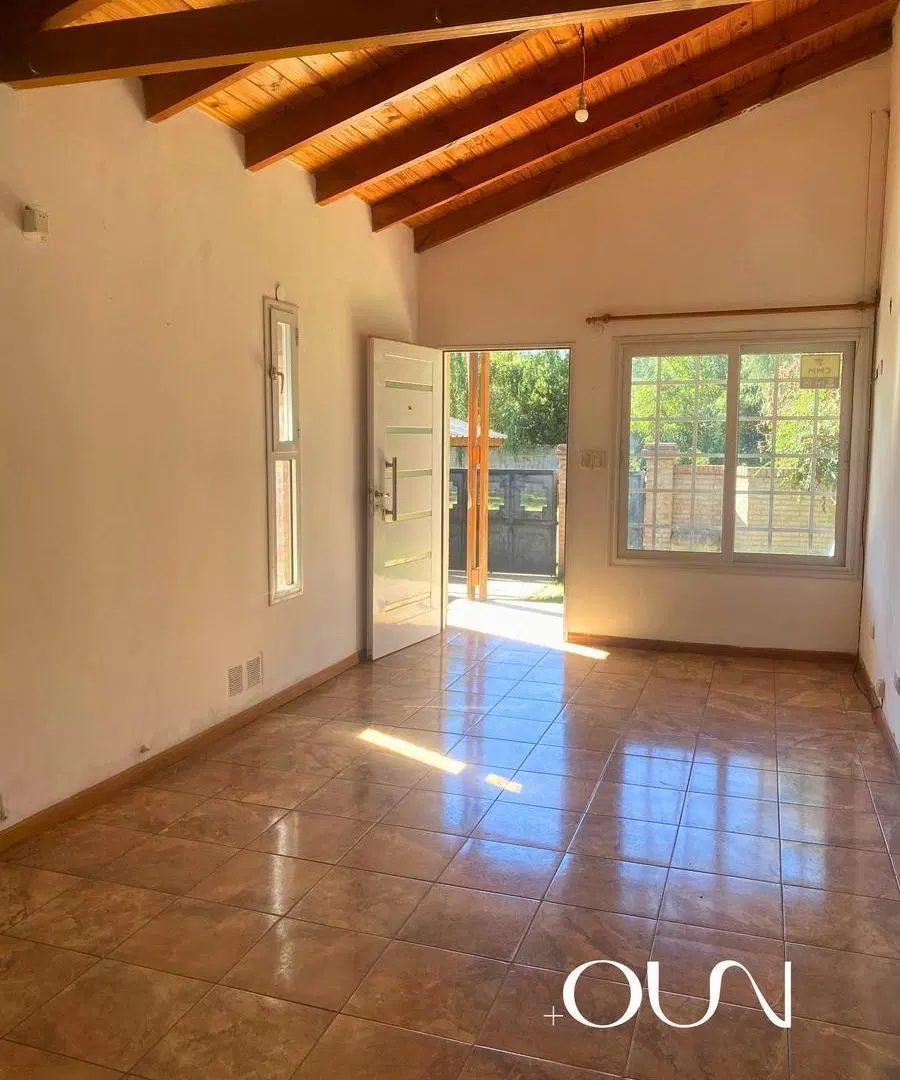Casa en Venta en La Cumbre – 2 Dormitorios, Jardin y Cochera 5