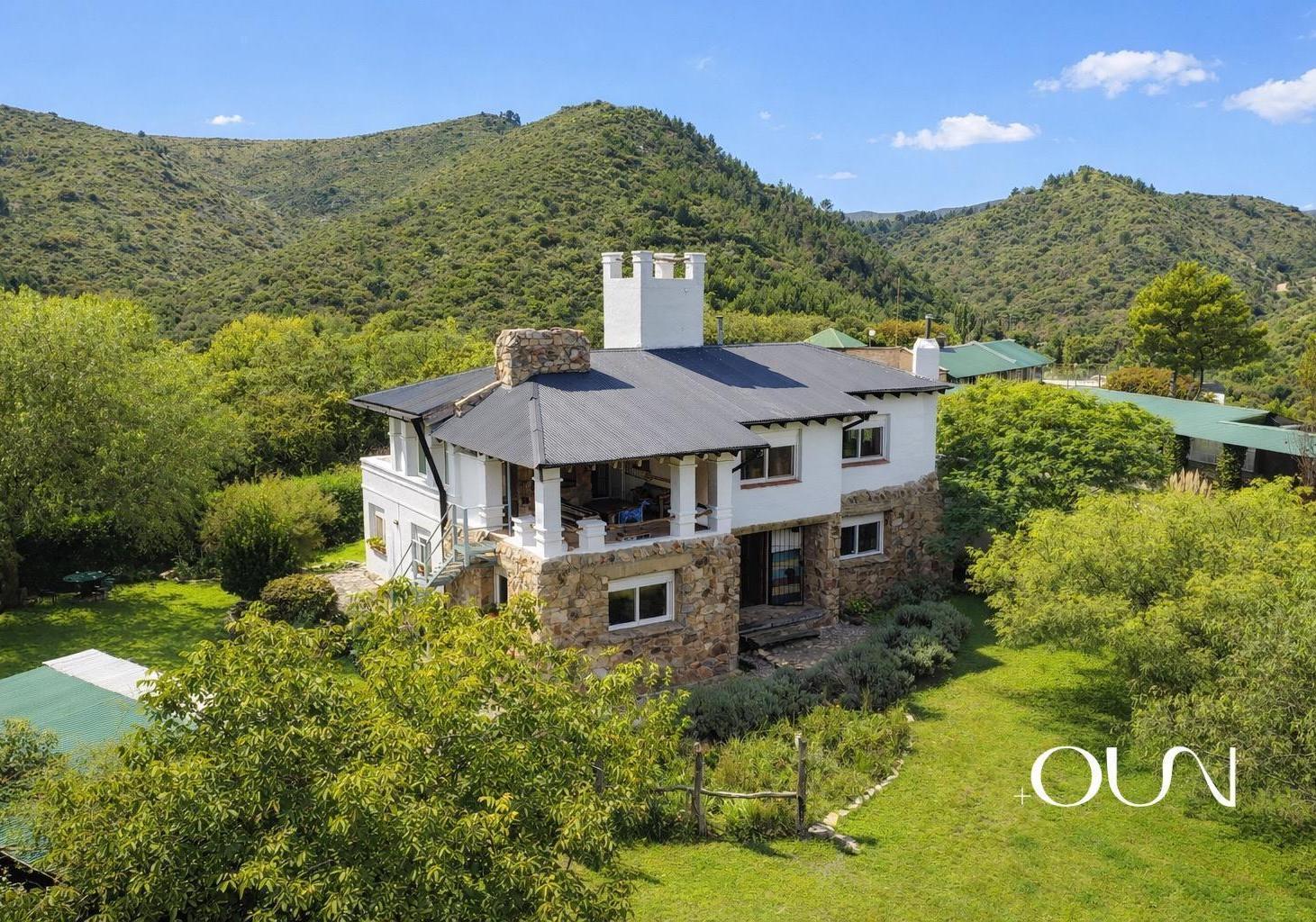 Foto de Casa en venta en La Cumbre,2 dormitorios en suite., imagen 4