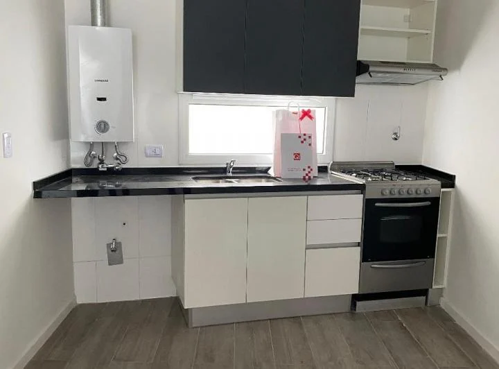 Alquiler departamento un dormitorio. Mendoza Bv Oroño  2