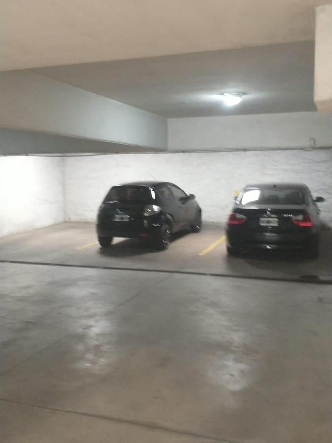 Foto de Venta cochera techada Colón 1800, imagen 4