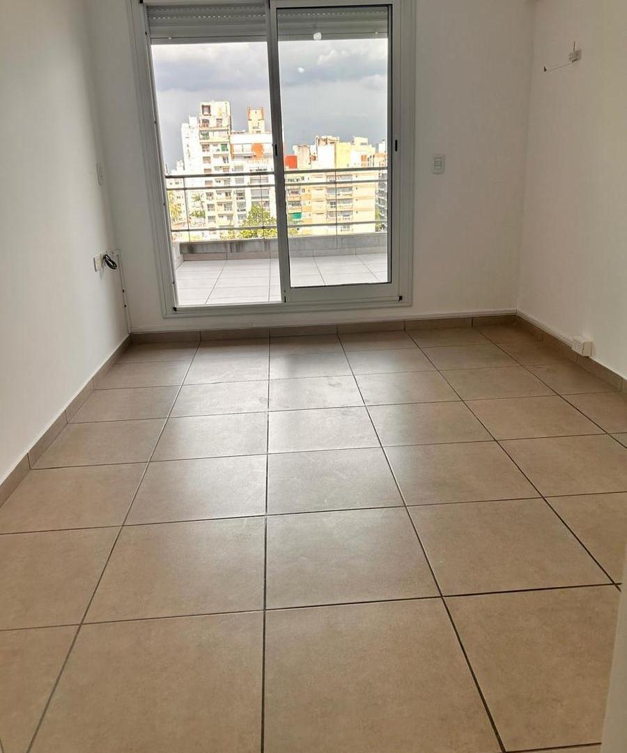 Venta Departamento Un Dormitorio con balcon aterrazado. 1 de Mayo 1400