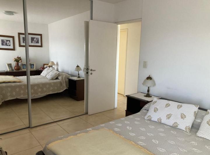DEPARTAMENTO EN VENTA DE DOS DORMITORIOS TORRE URU CURE 3