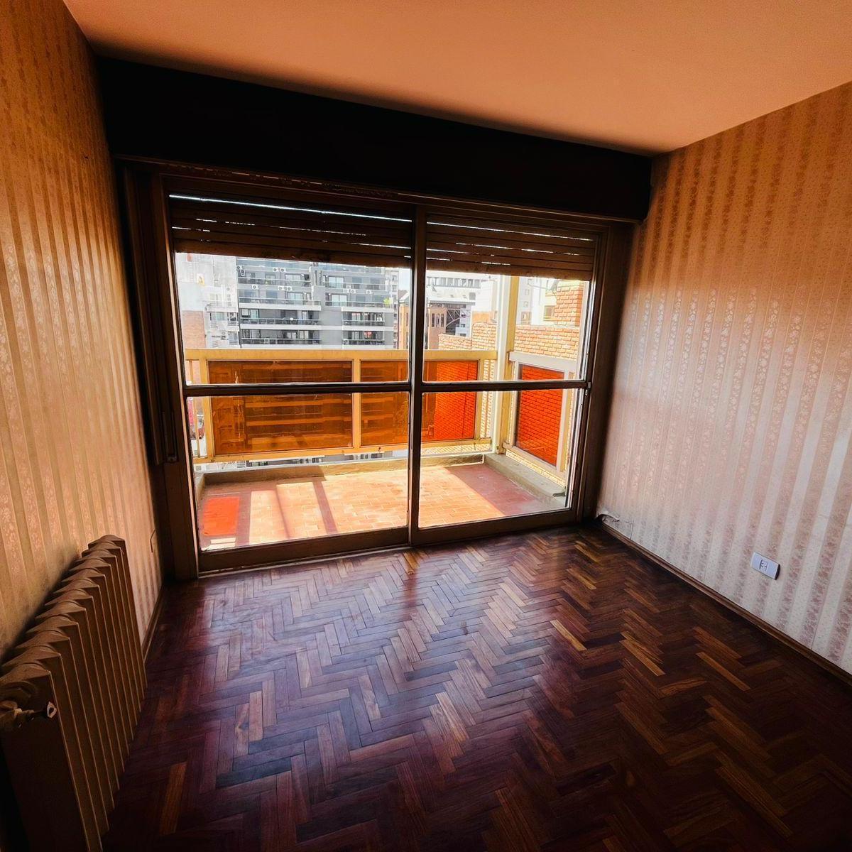 Vendo Hermoso Depto de 3 Dorm. con Cochera en Nva Cba 3