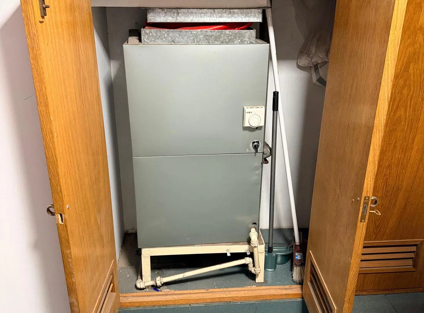 Vendo ESPECTACULAR piso de Oficinas con 6 privados y gran terraza con asador 5
