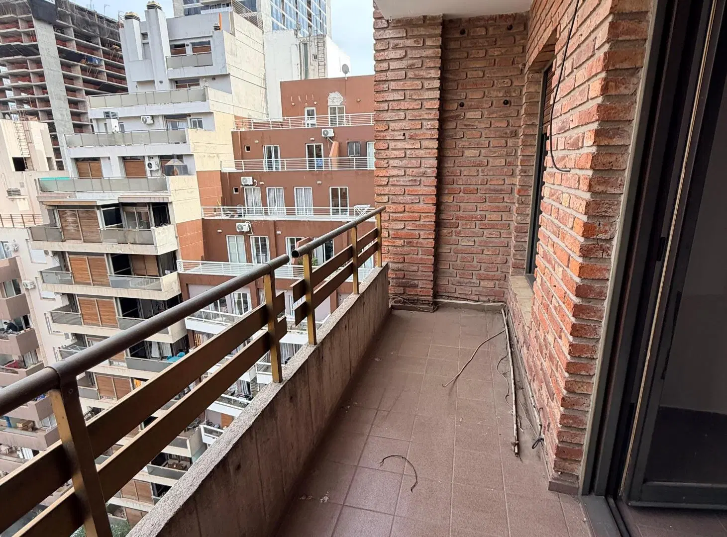 Alquilo depto de 2 dormitorios super seguro, tranquilo y luminoso en Nueva Córdoba 3