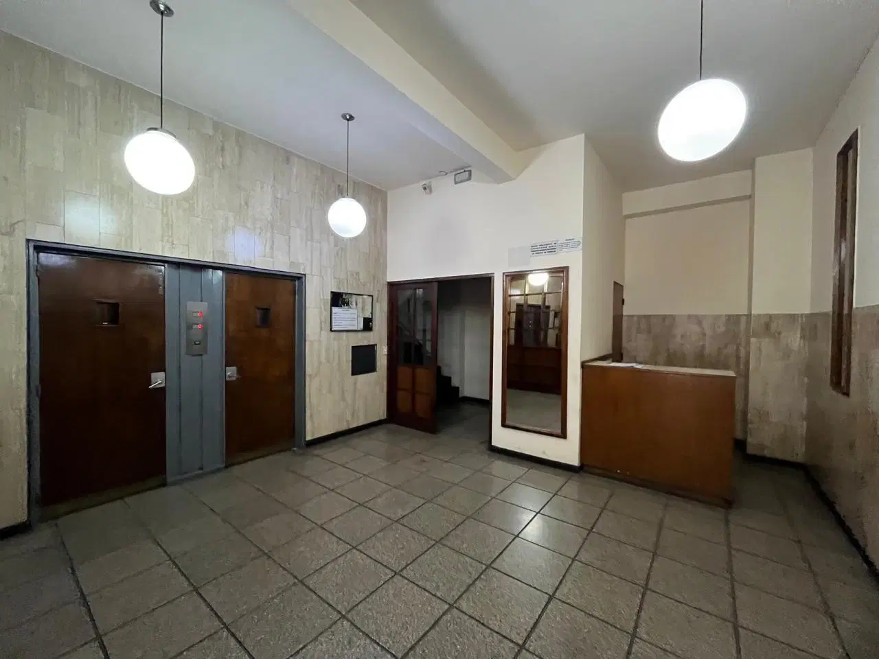 Alquilo depto de 1 dormitorio, en el centro, super tranquilo a metros de chacabuco 3