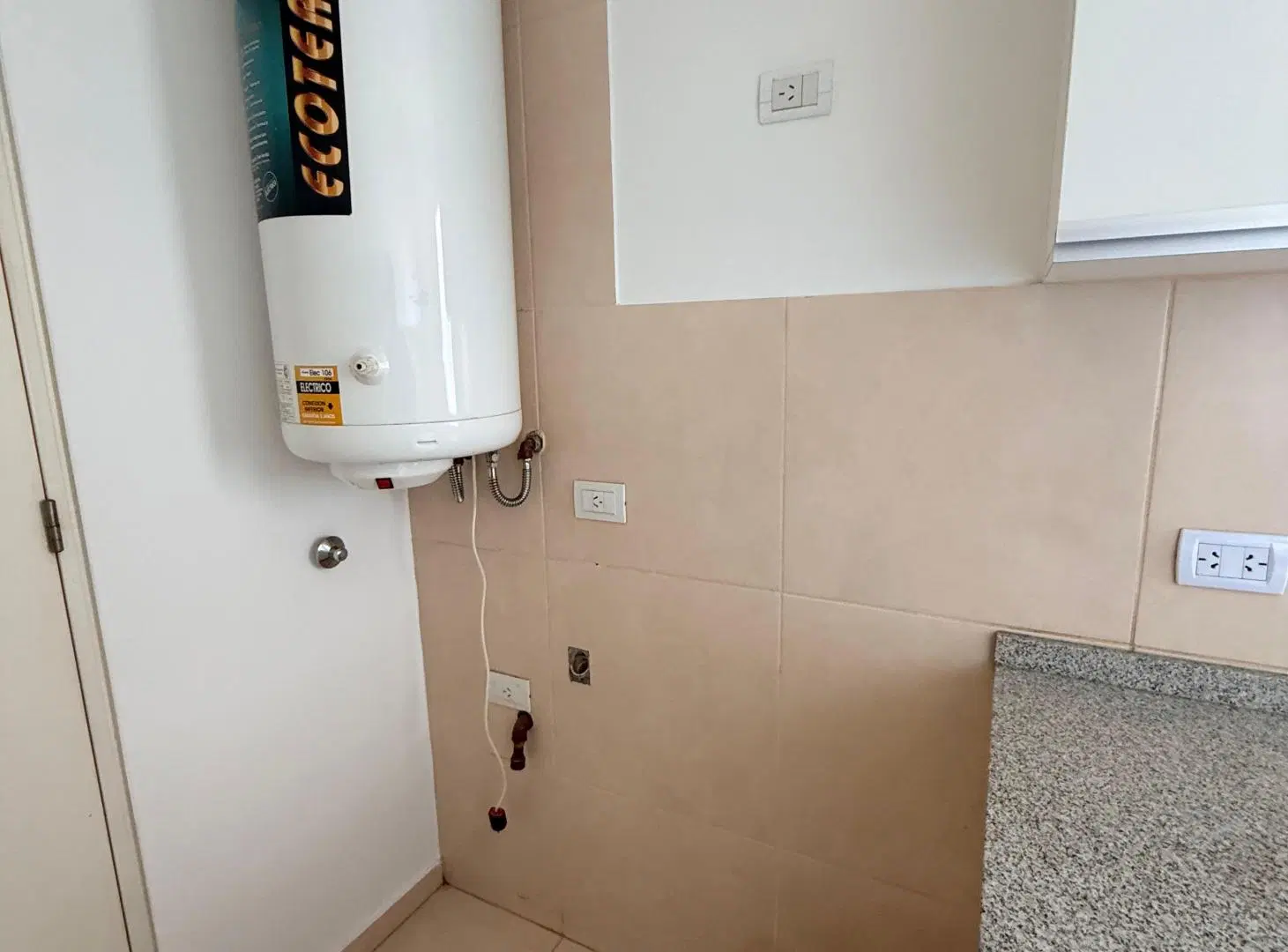 Alquilo Depto de 2 dormitorios y dos baños externo con Balcón con exclusivas amenities 5