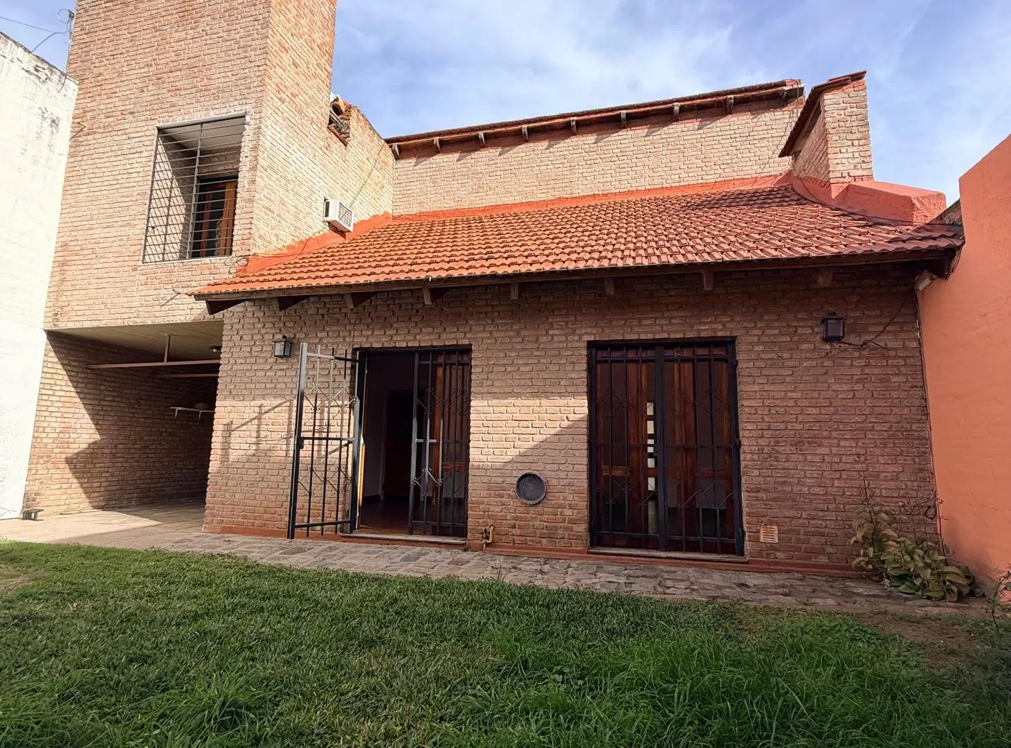 Alquilo duplex de 2 dormitorios con Garage en URCA 5