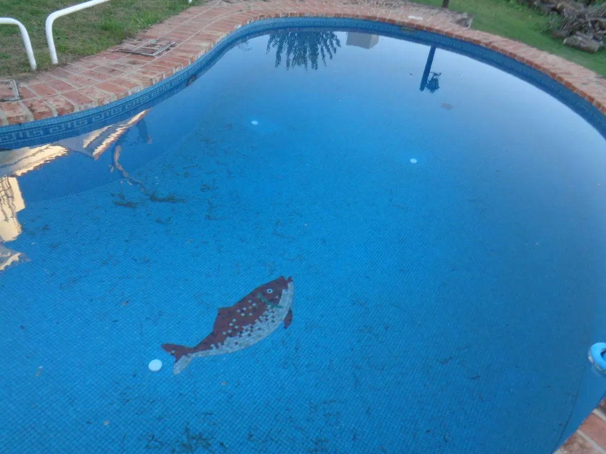 Vendo espectácular casa en Villa Allende con Cancha de Tenis y Piscina a Metros de la Policia. 1