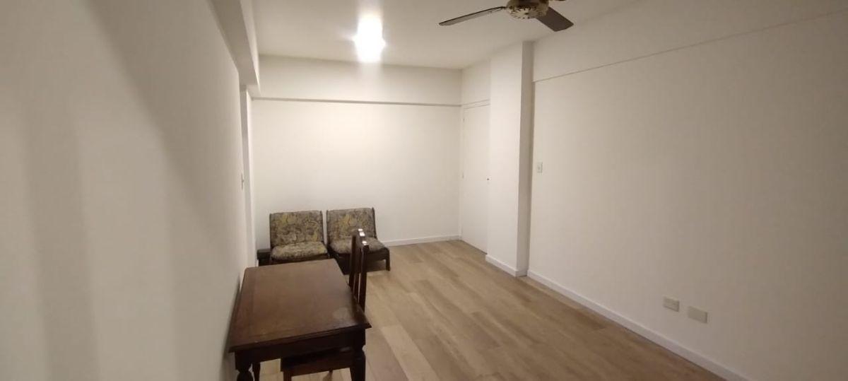 Foto de Departamento apto profesional Dos Ambientes en Alquiler en Recoleta con, imagen 1