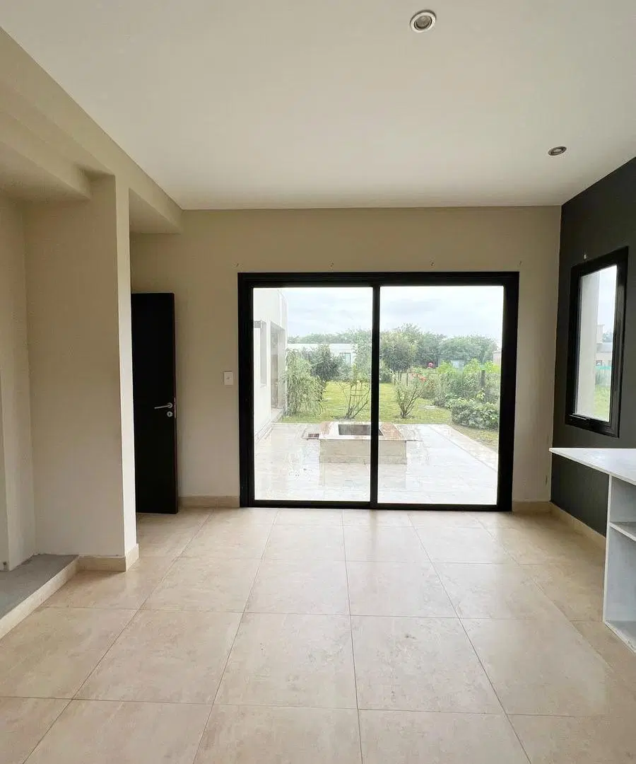 Casa en alquiler en Praderas de San Lorenzo 4