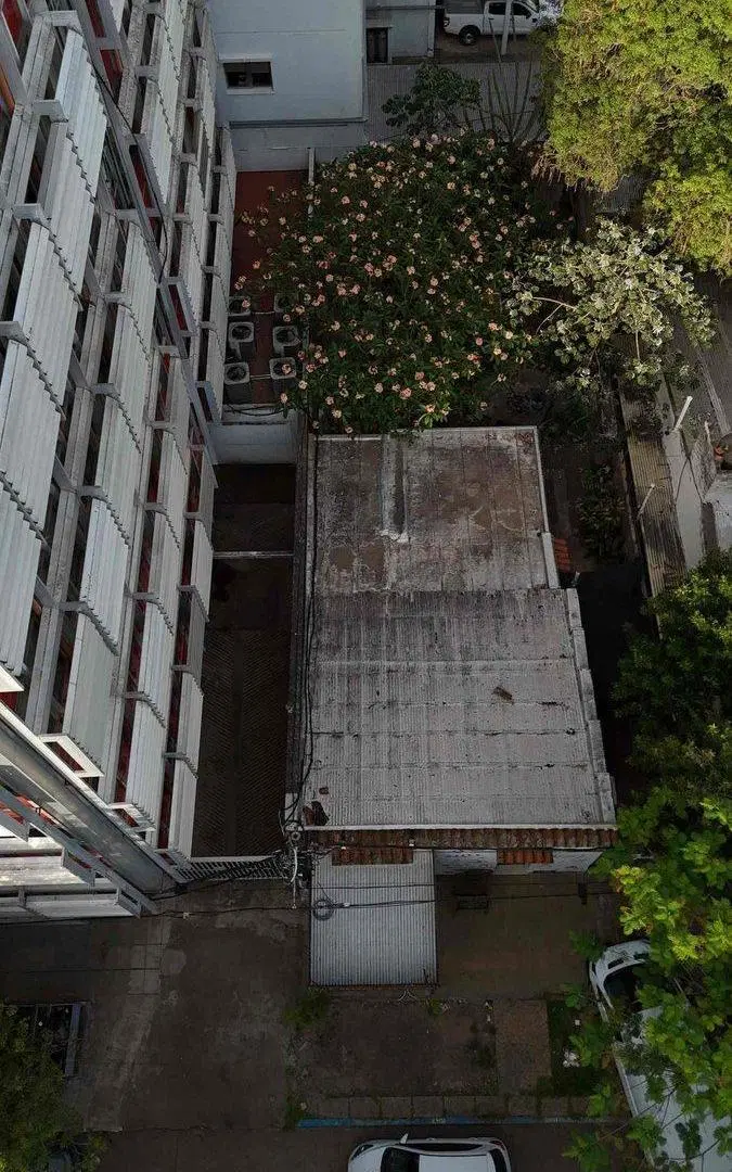 CASA A REFACCIONAR EN AV. PARAGUAY 431 4
