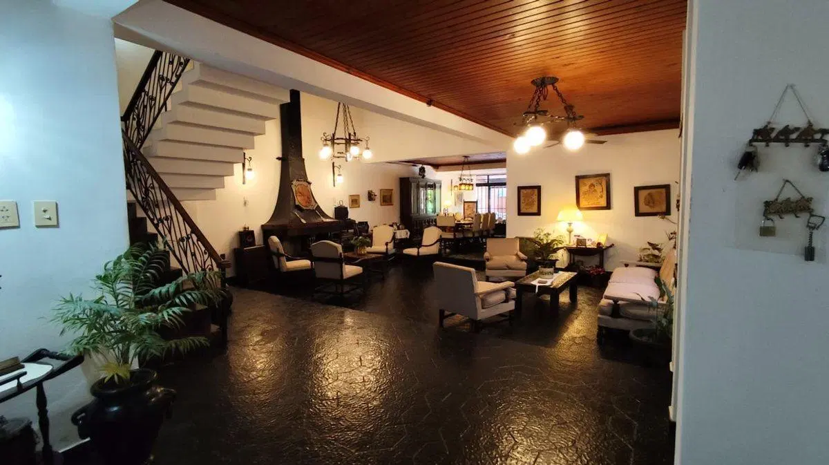 Casa en Venta en centro de Resistencia con piscina 2
