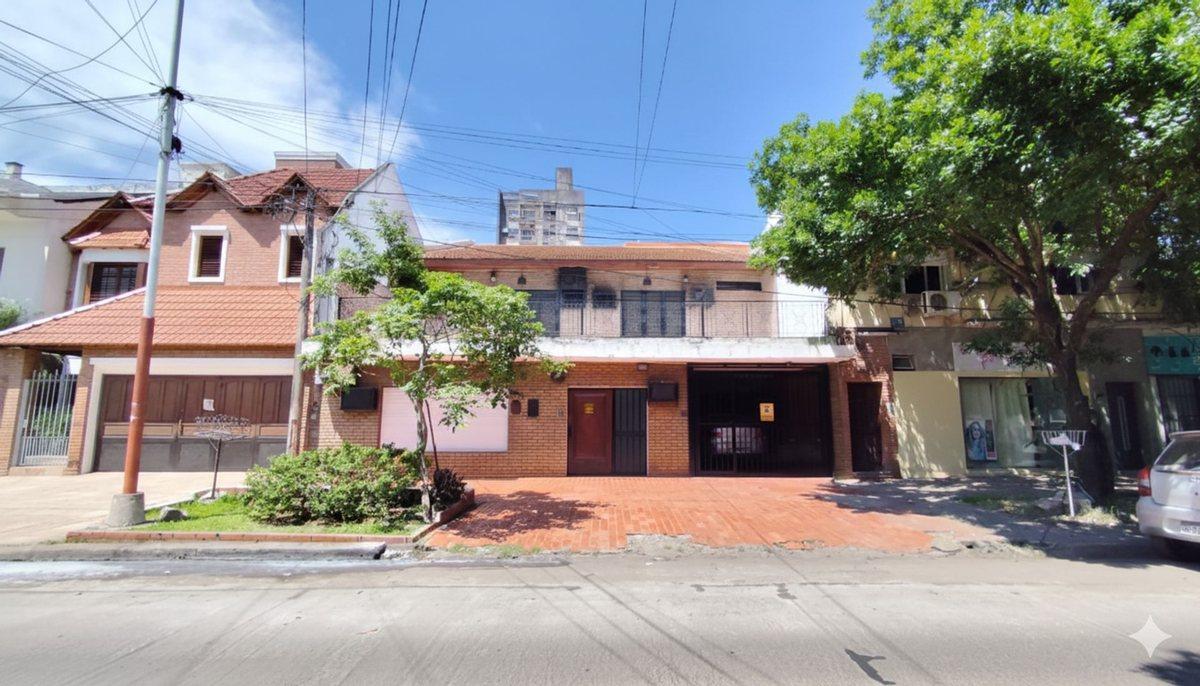Casa en Venta en centro de Resistencia con piscina