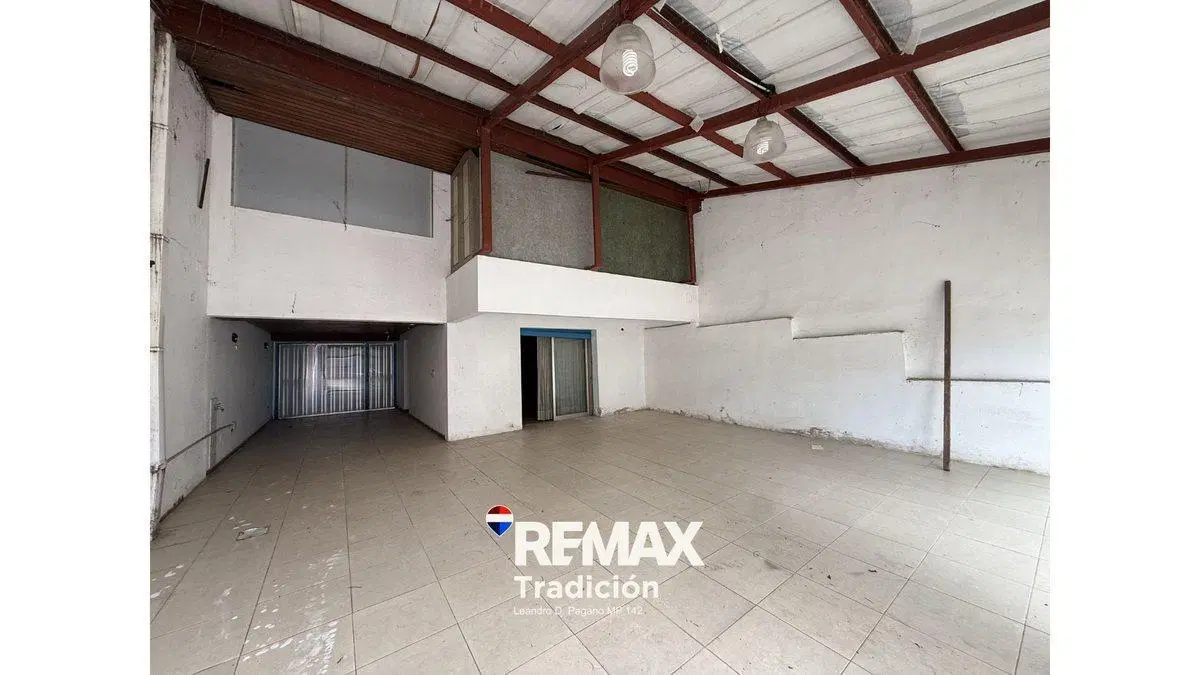 Casa 5 dorm. en venta – Resistencia – Patio amplio 3