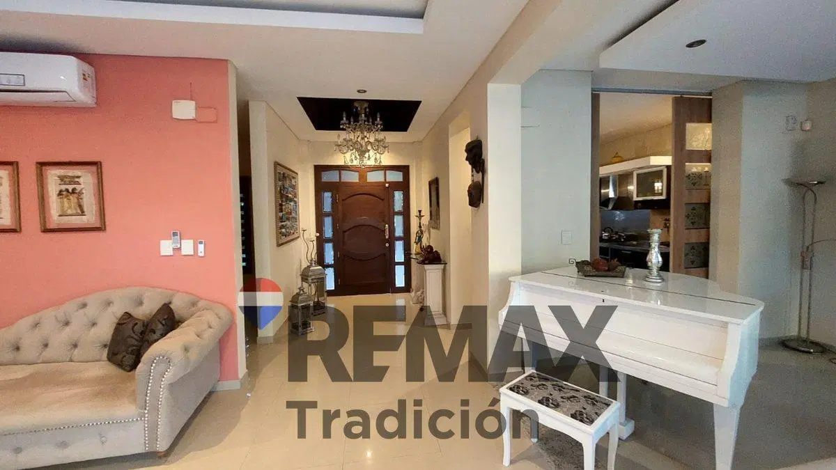 Venta Casa  Premium 4 Dormitorios. Resistencia 2