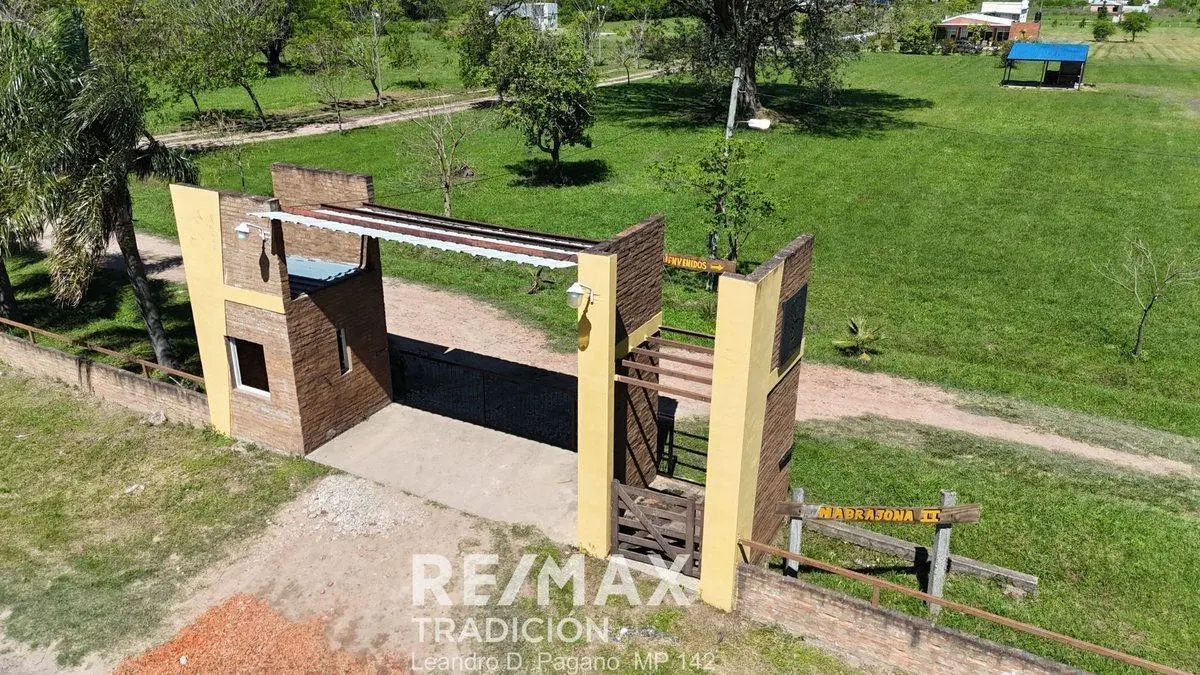 TERRENO EN VENTA  EN COLONIA BENITEZ MADRAJONA II 4