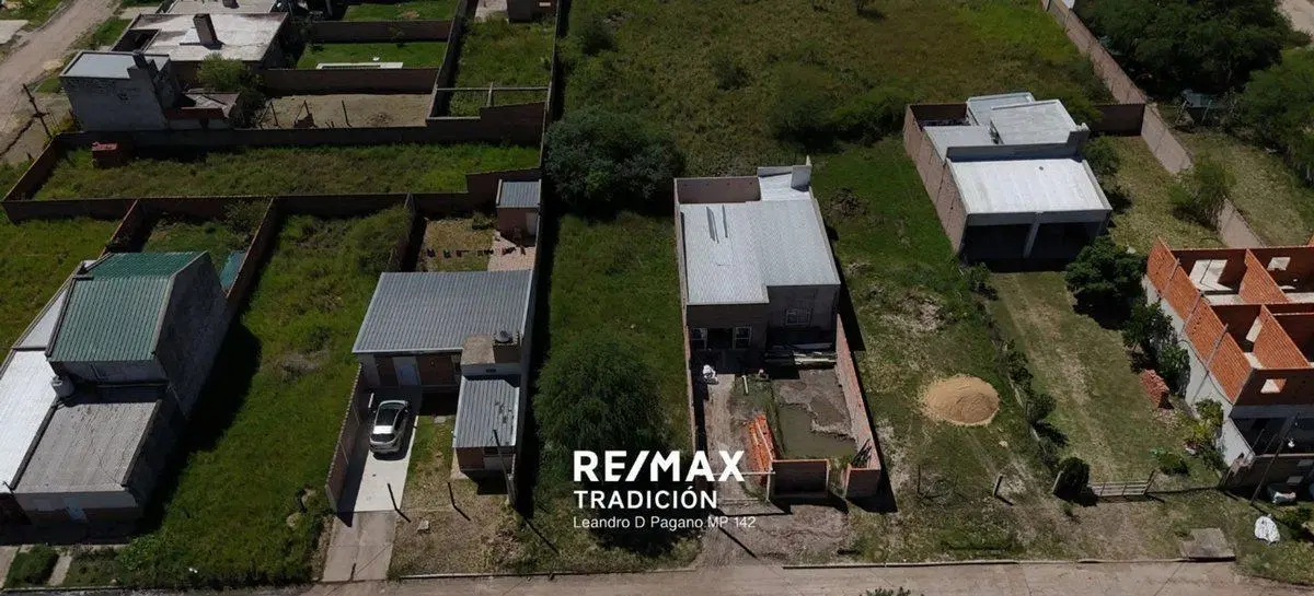 Terreno de 280m² en Venta B° Carpincho Macho .- 3