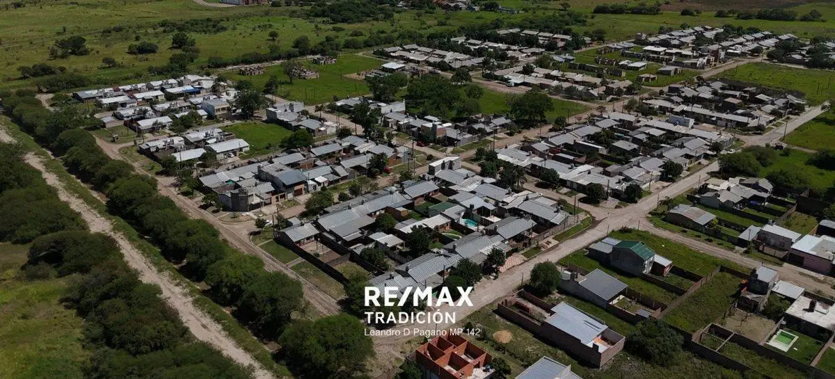 Terreno de 280m² en Venta B° Carpincho Macho .- 2