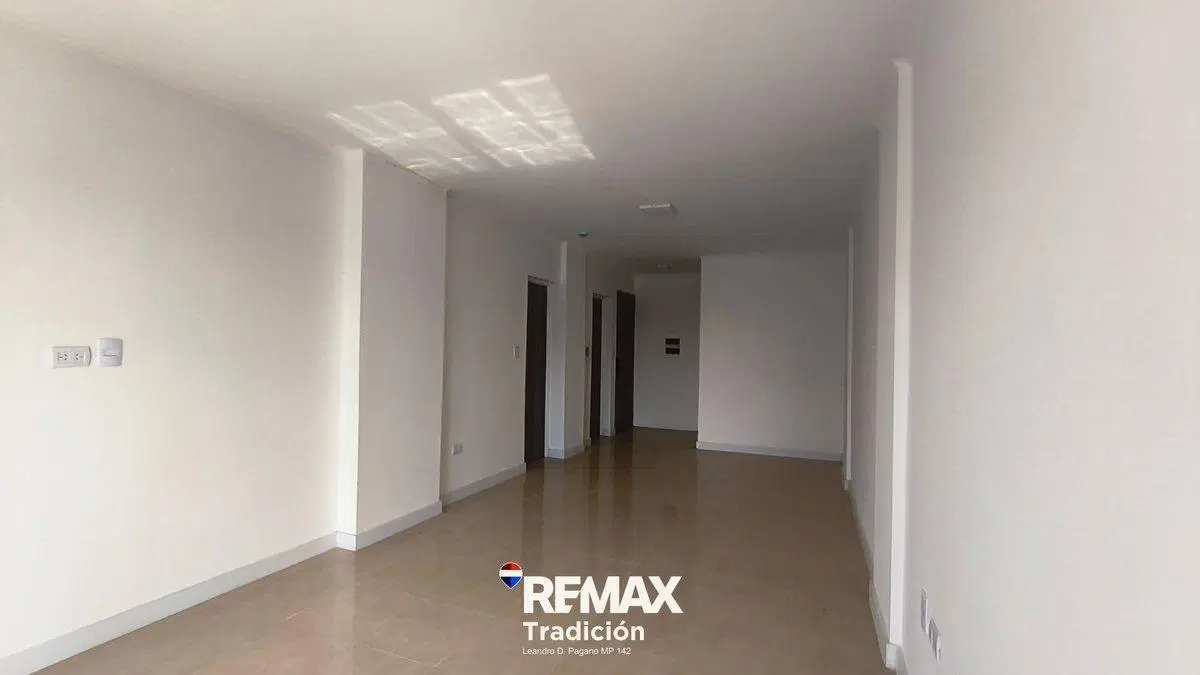 Dpto Vendo 3 dorm c/cochera Centro Rcia. 2