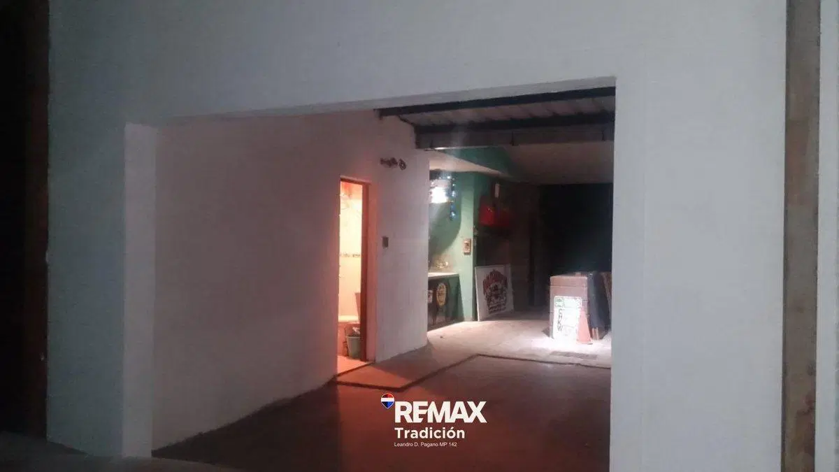 quincho en venta en barrio cerrado en cnia benitez 5