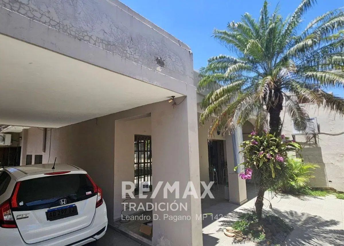 CASA EN VENTA -  RESISTENCIA 5