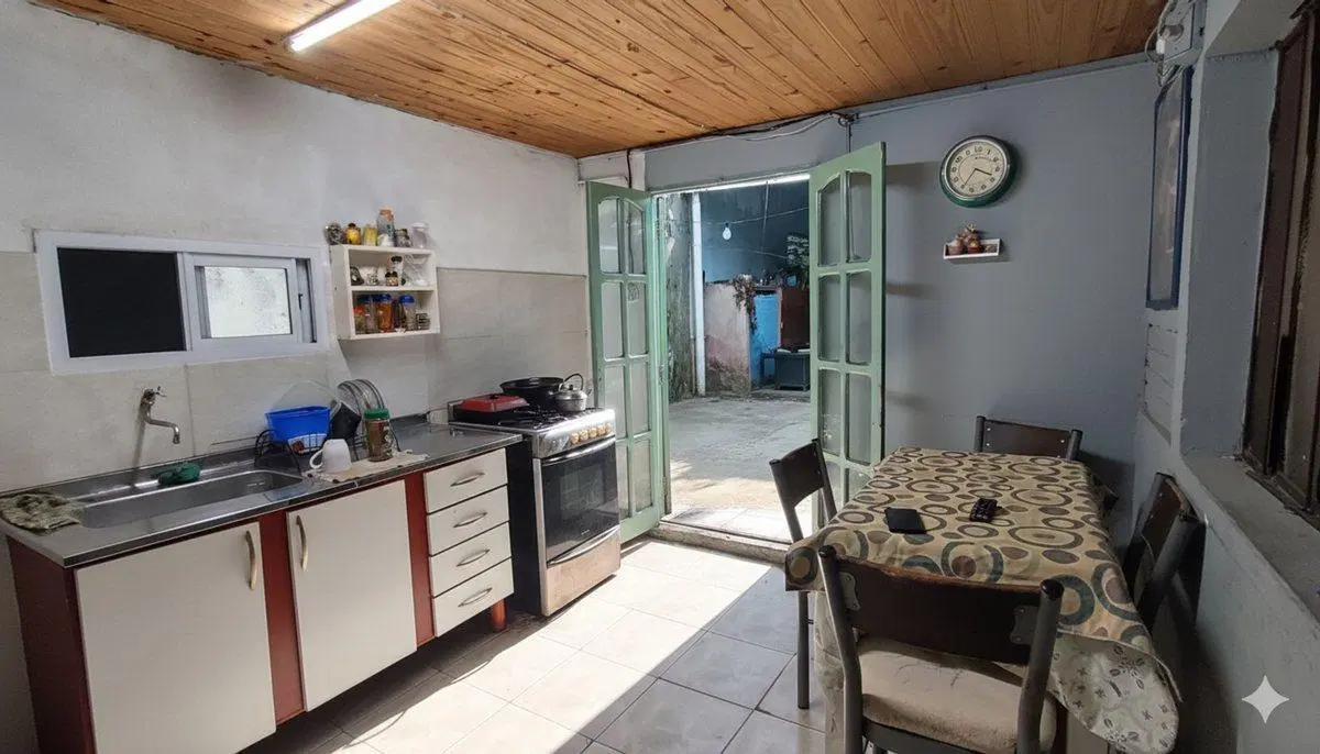 Venta de Casa con patio en Barranqueras.- 3
