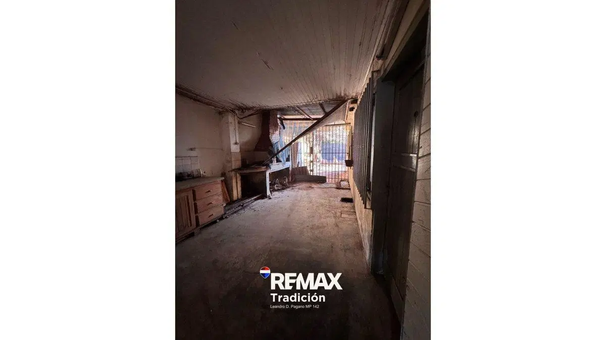 Casa 3 dorm. en venta – Sáenz Peña – 2 locales 4