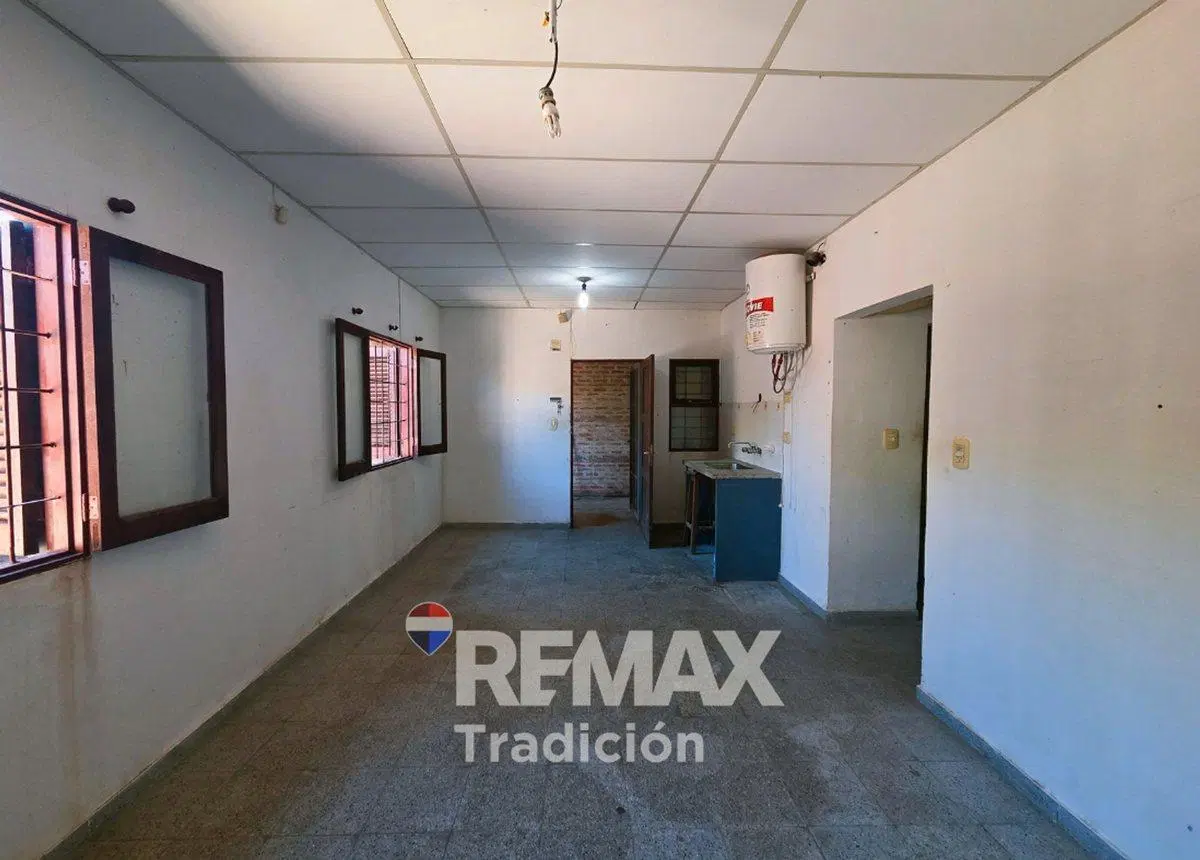 CASA EN VENTA RESISTENCIA 2 DORMITORIOS 4