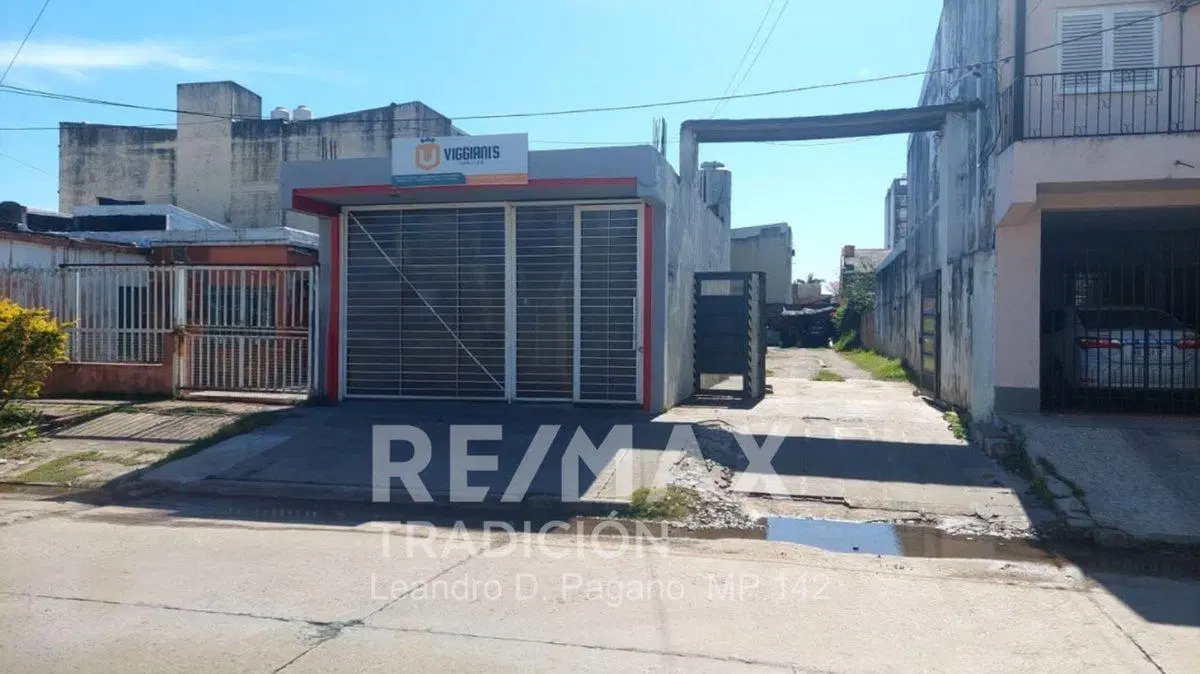 Local Comercial con terreno en Venta Macrocentro 3