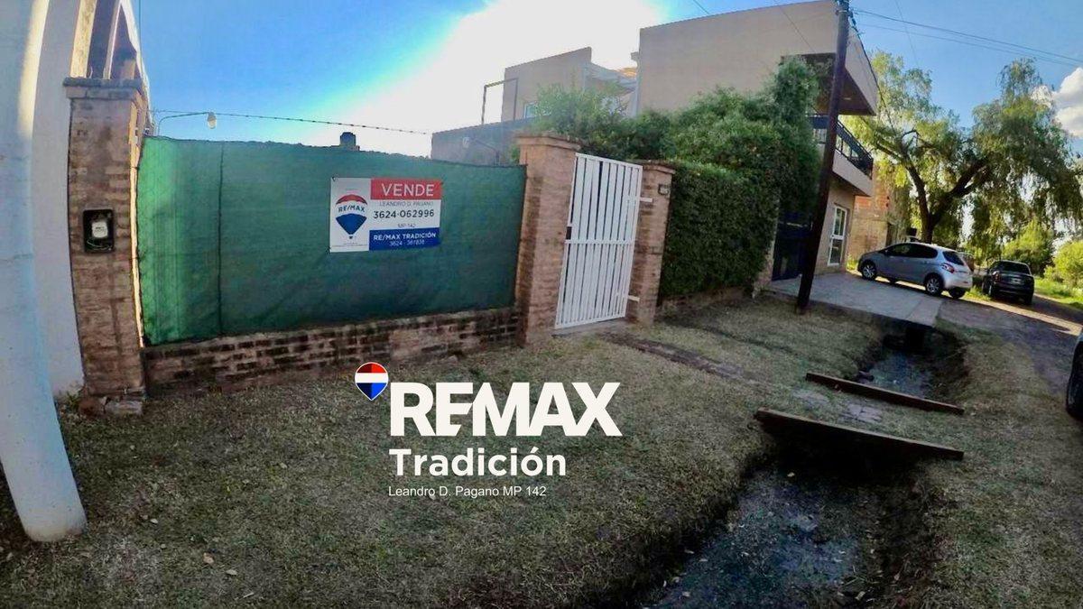 CASA  VENTA  4 AMB. BARRIO ARAMBURU