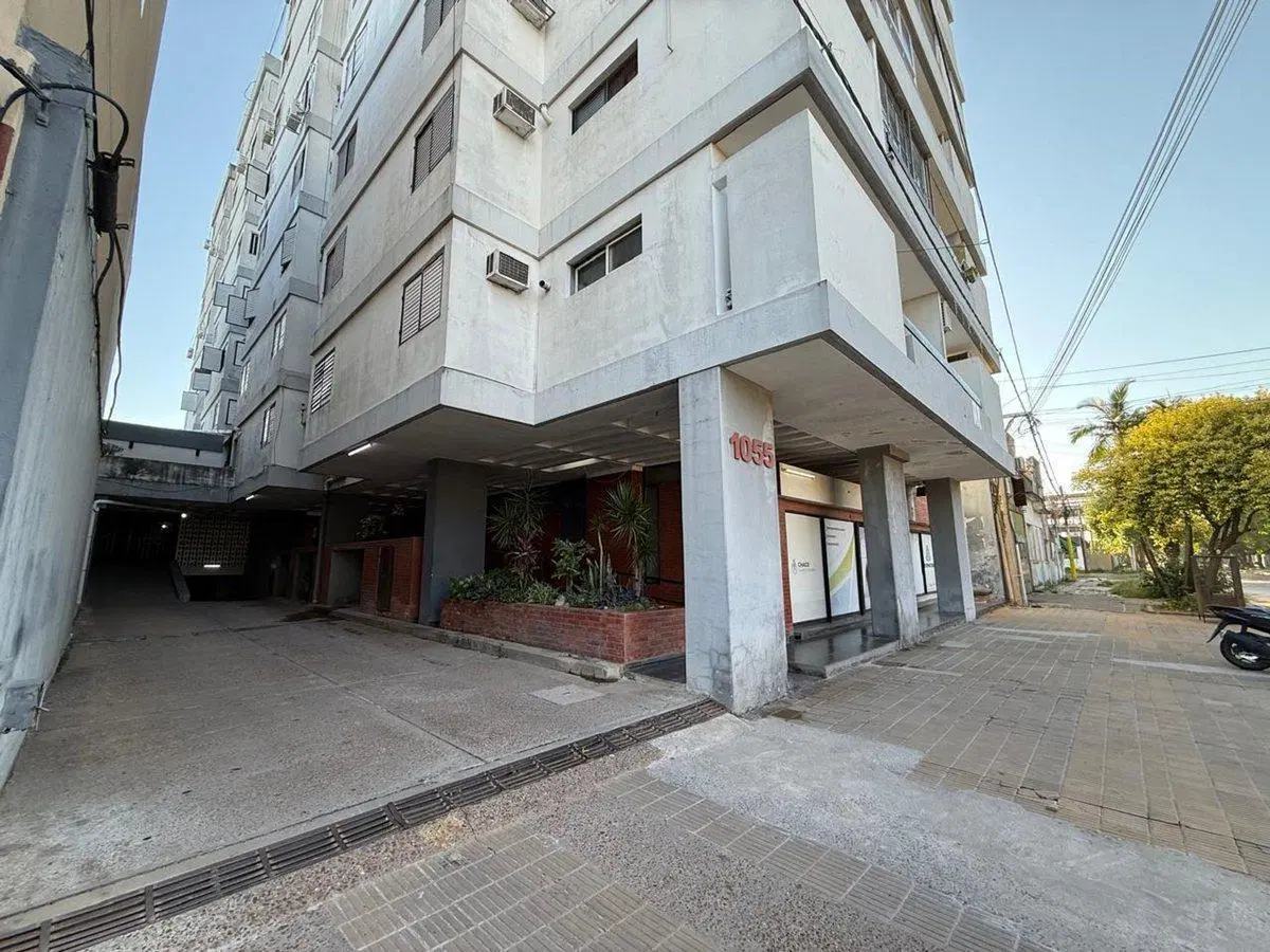 Dpto.3 Dormitorios c/cochera en Venta Centro Rcia- 2