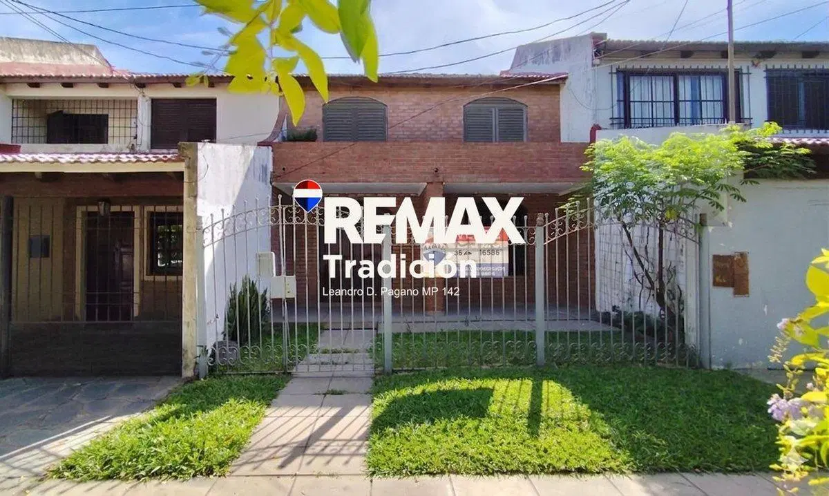 Casa en venta 3 dormitorios Barrio Los Troncos 2