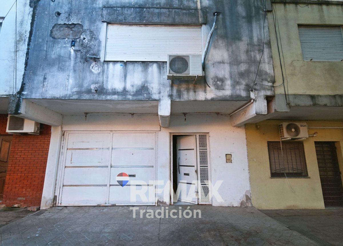 Casa en venta macrocentro 2 habitaciones y cochera
