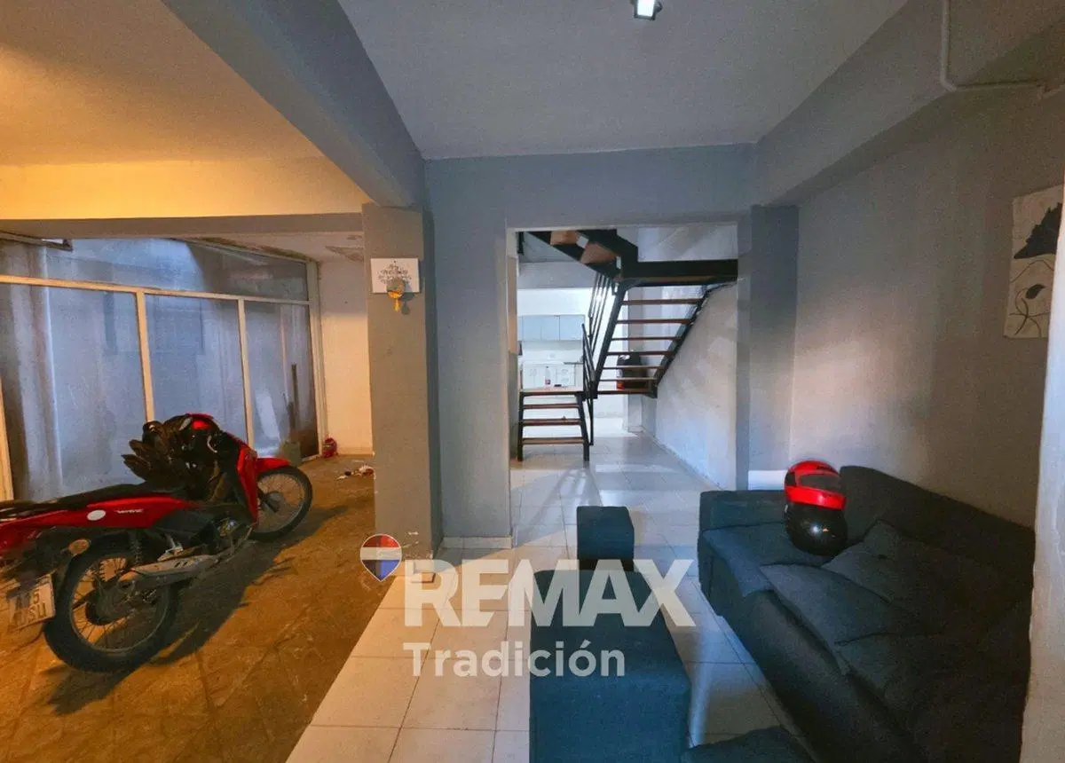 Casa en venta macrocentro 2 habitaciones y cochera 4