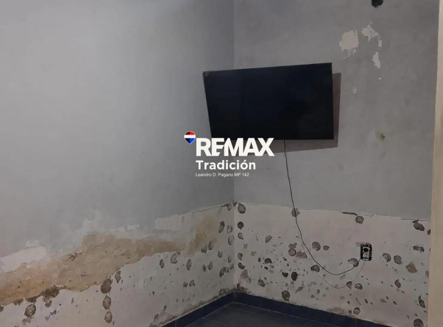VENTA VIVIENDA A RECICLAR EN RESISTENCIA 3