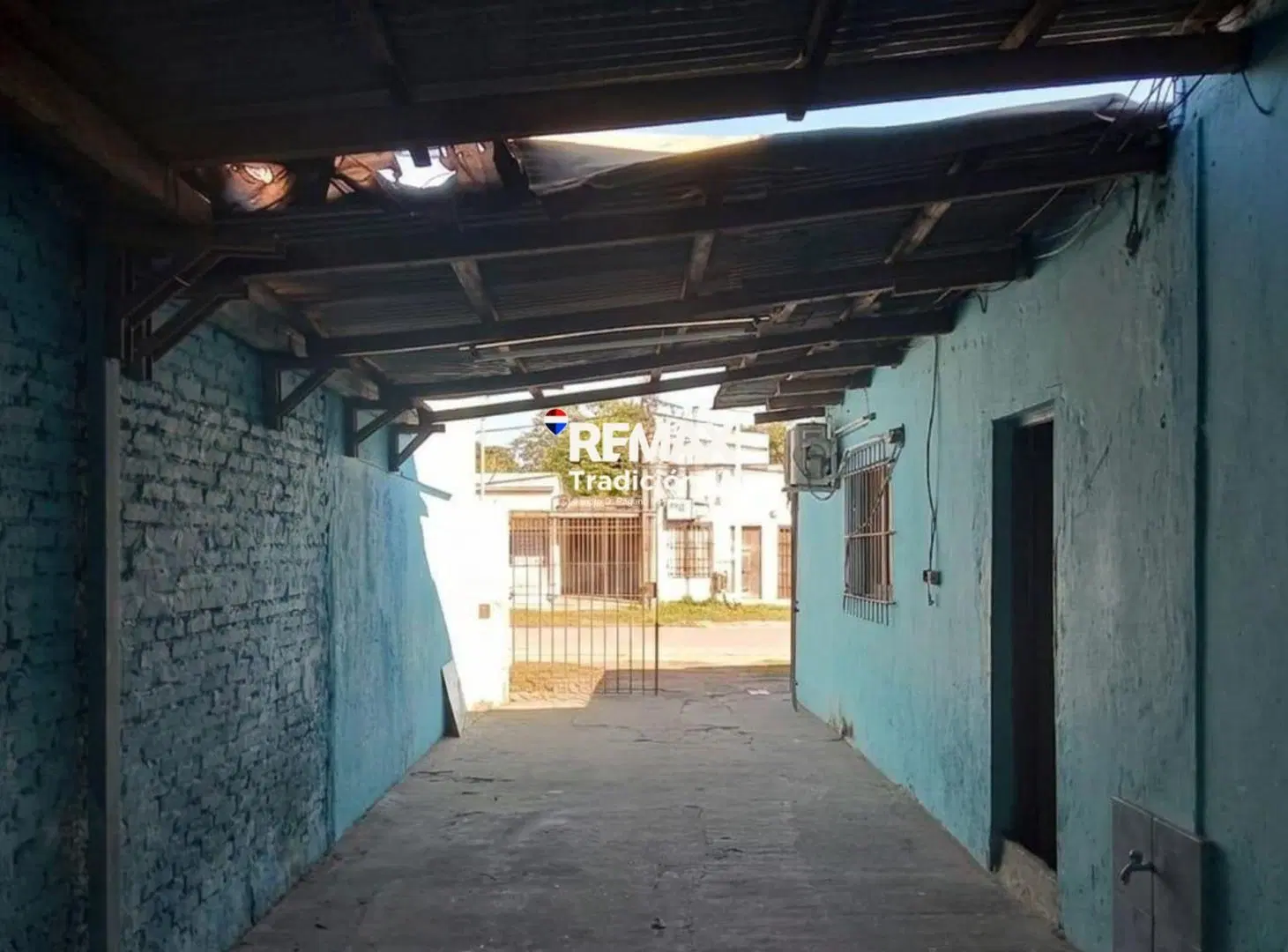 VENTA VIVIENDA A RECICLAR EN RESISTENCIA 2