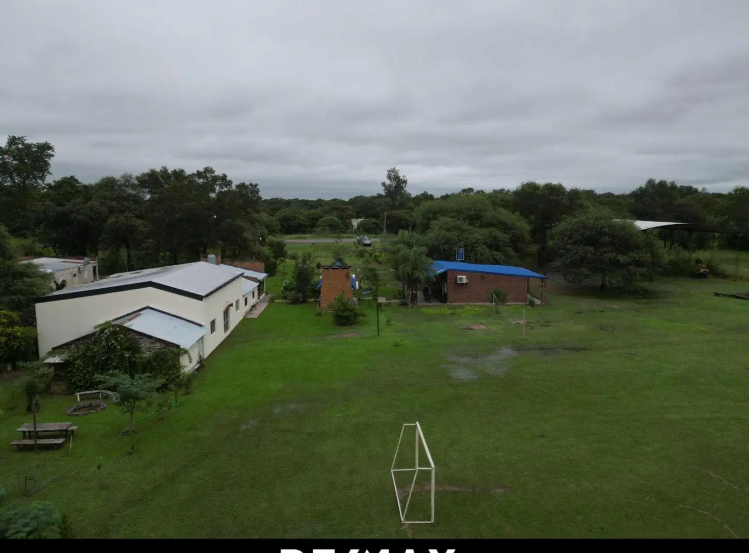 Quinta en venta en Cnia Benitez 8000 mts2 + salón. 2